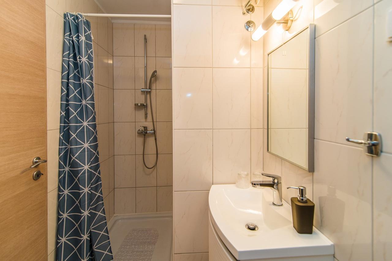 Apartment Stela Porec Esterno foto