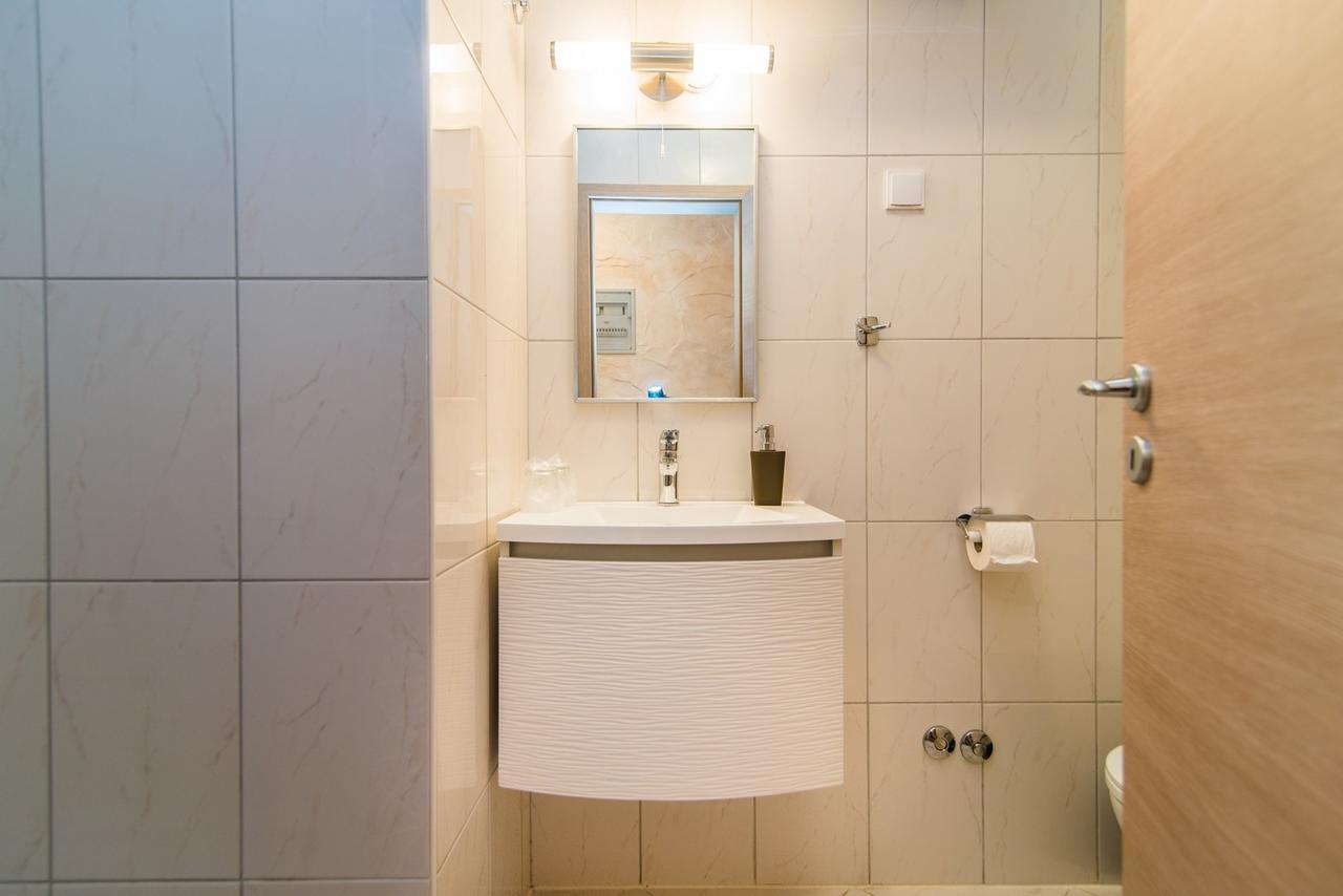 Apartment Stela Porec Esterno foto